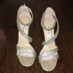 Nina Alissa gold bridal shoes size 8 1/2
